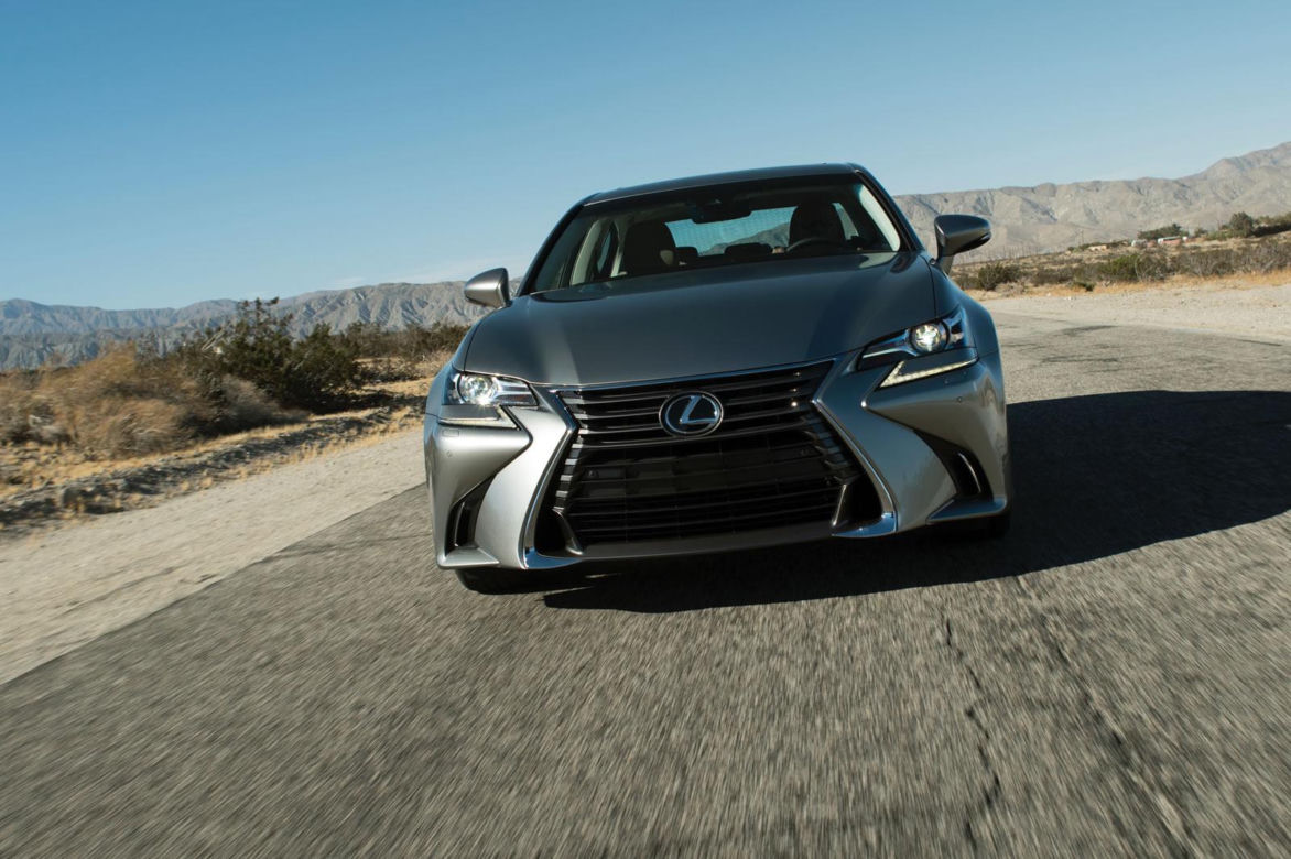 Lexus GS lifting