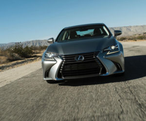 Lexus GS lifting