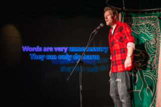 Teatr Współczesny pyta: „Słyszymy się, czy tylko mówimy?”