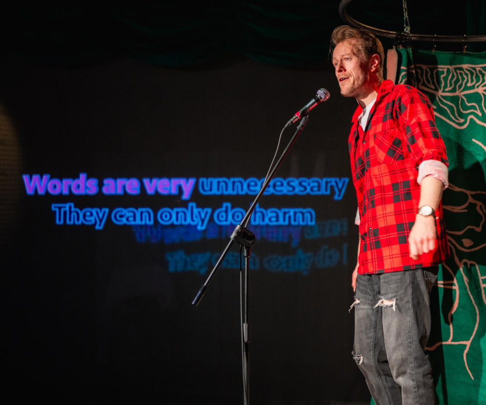 Teatr Współczesny pyta: „Słyszymy się, czy tylko mówimy?”