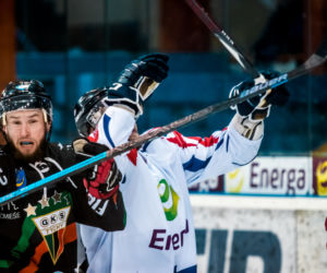 KH Energa Toruń prowadził, ale hokeiści GKS Tychy znów lepsi