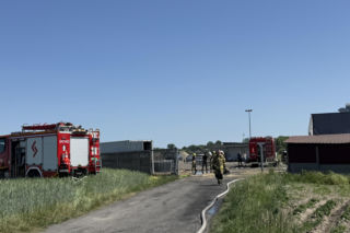 Gigantyczny pożar opon w Wielkopolsce. Czarny dym widać z wielu kilometrów!