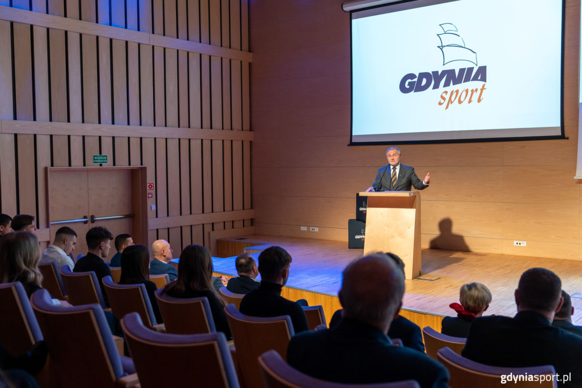 Gala Gdyńskiego Sportu. Najlepsi sportowcy roku 2022 nagrodzeni 