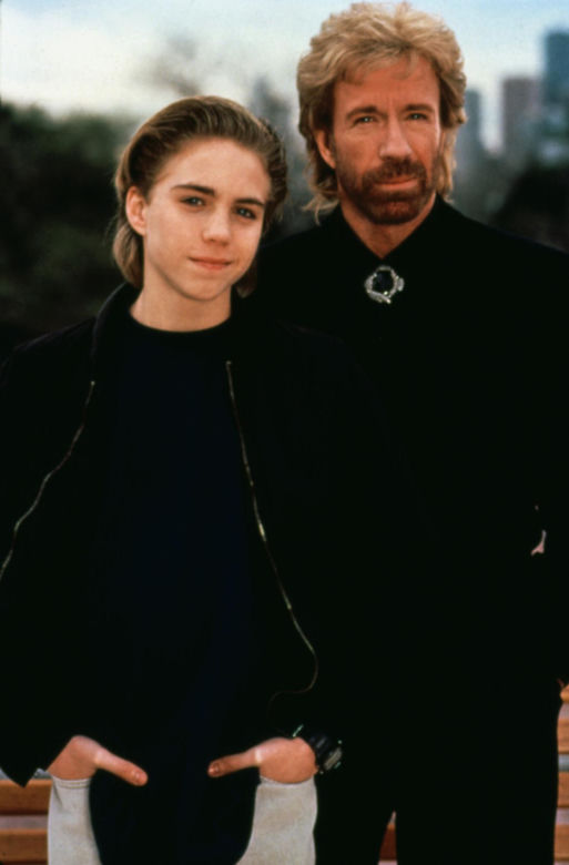 Chuck Norris nie żyje. Tak wyglądał w młodości