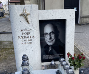 Wyznała Machalicy miłość na nagrobku