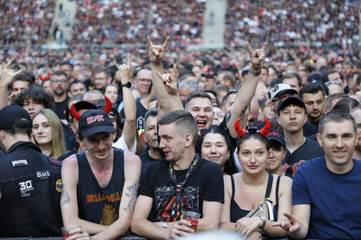 Koncert AC/DC w Warszawie (4.07.2025) - część druga. Organizatorem koncertu jest Live Nation