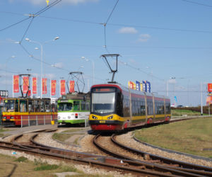 Tramwaje linii 11, 41 i 46 na pętli Chocianowice IKEA w Łodzi, 2011 rok