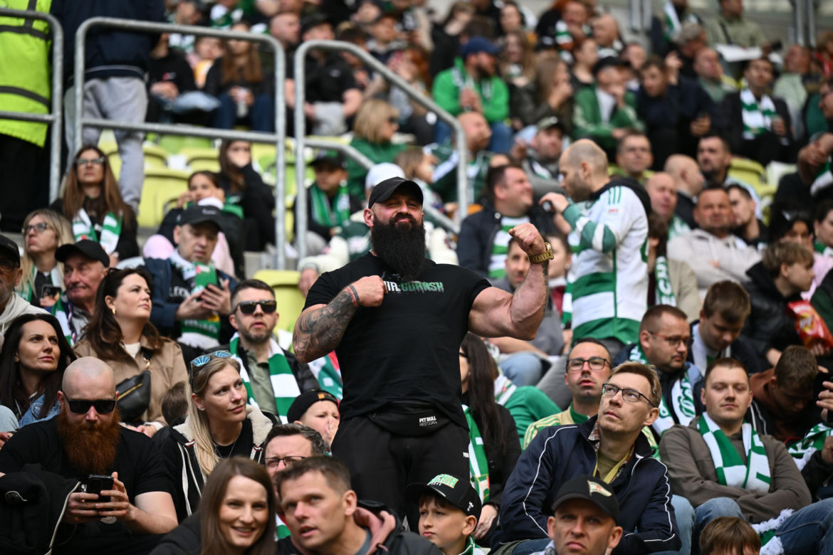 Lechia Gdańsk - Legia Warszawa: Zdjęcia kibiców z meczu 33. kolejki PKO BP Ekstraklasy