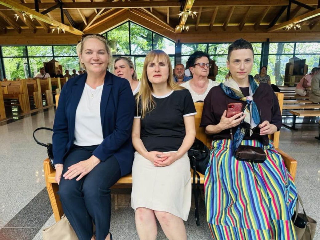 Modlili się w podzięce za wygraną Nawrockiego. Politycy PiS zjechali do słynnego sanktuarium