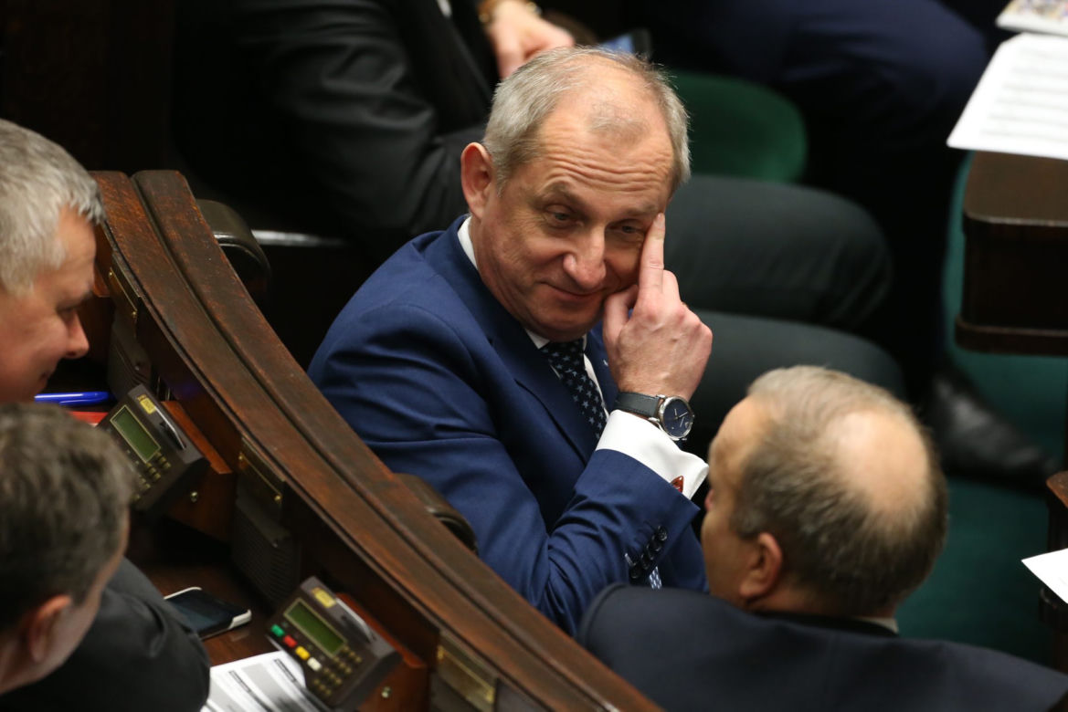 Sławomir Neumann. Płacił sejmowymi pieniędzmi za pizzę, ubrania, kosmetyki.