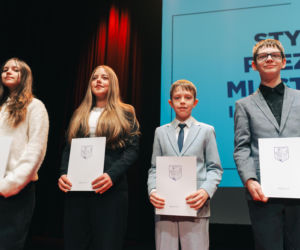 Najzdolniejsi uczniowie odebrali stypendia Prezydenta Miasta Siedlce