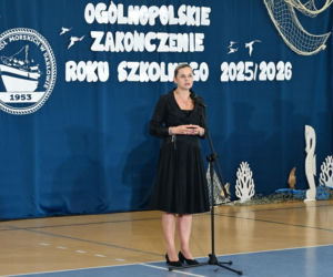 Barbara Nowacka na koniec roku szkolnego pojechała do Darłowa