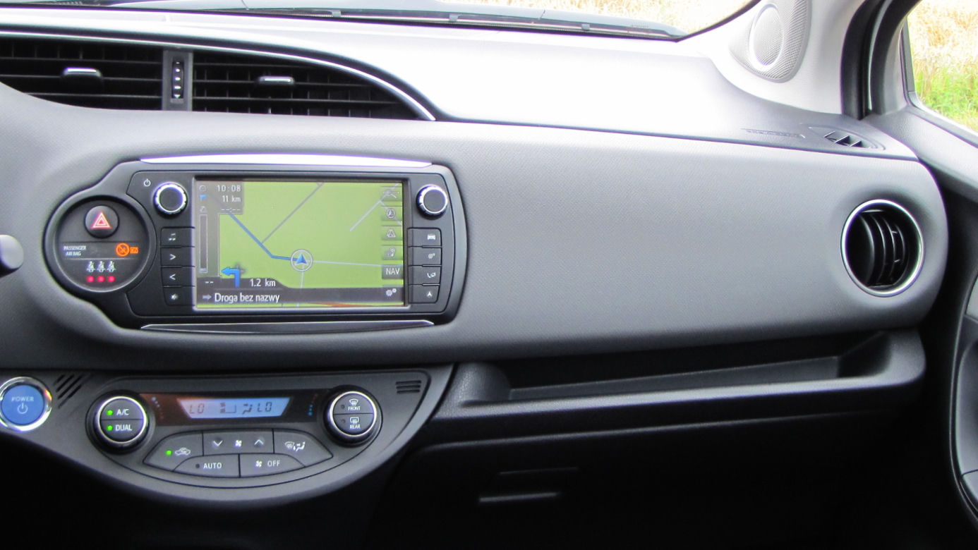 Toyota Yaris FL