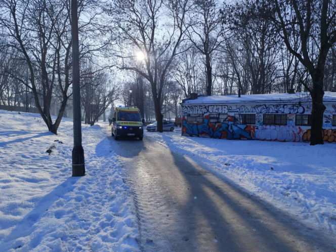 Kraksa tramwajów w Krakowie! Są ranni, utrudnienia komunikacyjne. Sprawdź zmienione trasy