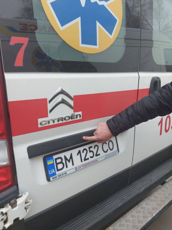 Ostrzelana karetka na drodze Sumy-Kijów