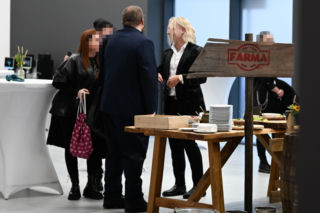 SKOLIM robi masę, ja fast food i kiełbasę