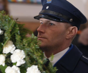 Piotr ubrał mundur, ucałował rodzinę i wyszedł do pracy. Jego serce nagle przestał bić