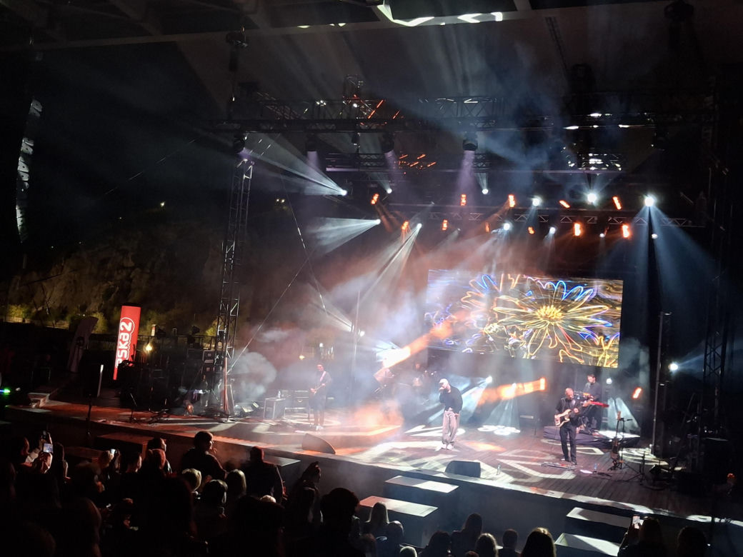 PGS Rock Festival na Kadzielni. Tłumy fanów śpiewały z LemON-em i Ewą Farną