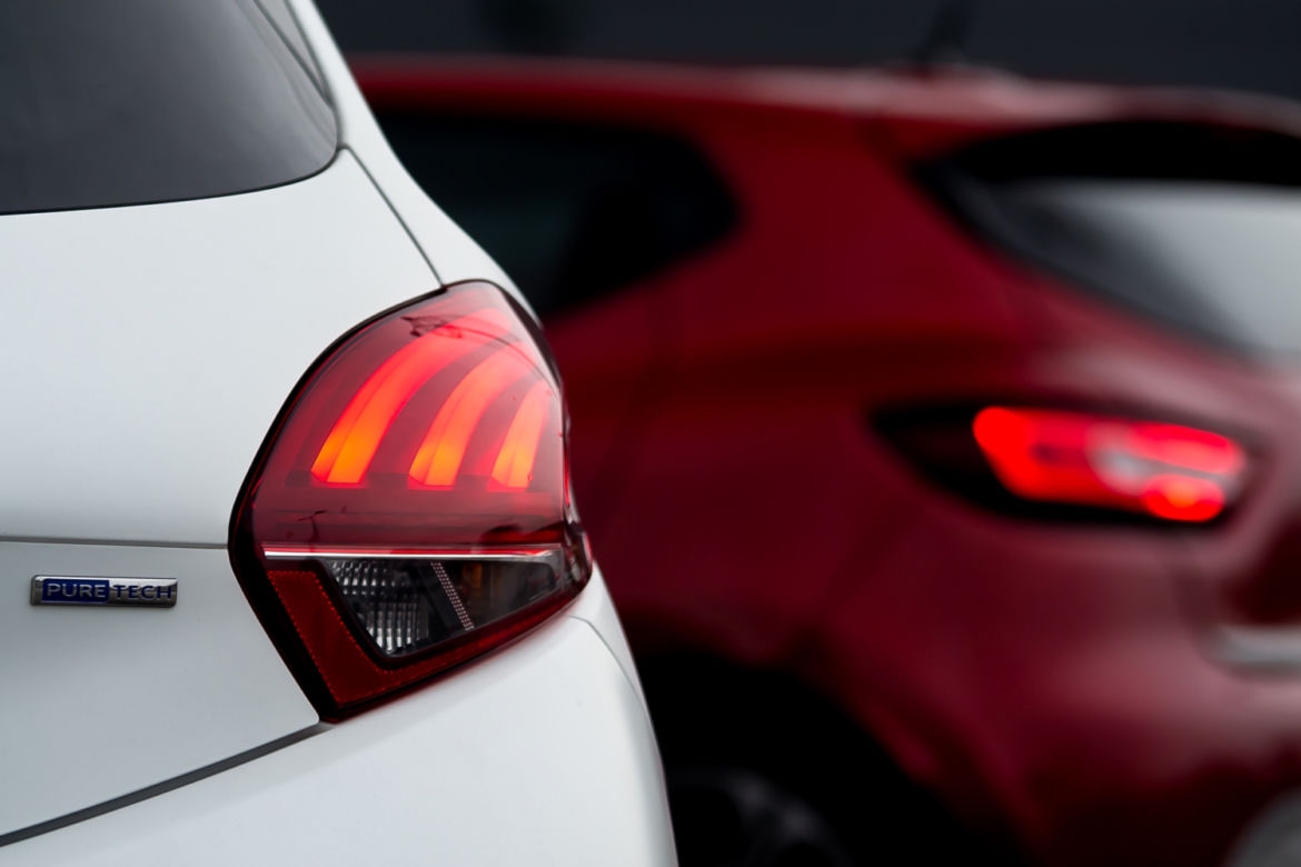 Renault Clio 1.2 TCe Intens GT Line vs. Peugeot 208 1.2 PureTech Style