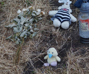 Korona księżniczki i pluszowe misie w miejscu tragedii! Tu zginęła 12-letnia Wiktoria [ZDJĘCIA, WIDE]