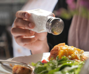 Nadmiar soli groźniejszy niż myślisz! Polscy badacze ujawniają ukryte zagrożenia