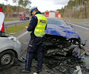 Koszmarny wypadek w powiecie świeckim. Kierowca i dwie pasażerki nie żyją