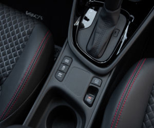 2020 Toyota Yaris 1.5 HYBRID Premiere Edition (Tokyo Fusion)
