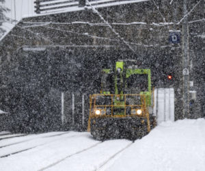 Szwajcaria/ Wykoleił się pociąg w Alpach, trwa akcja ratunkowa