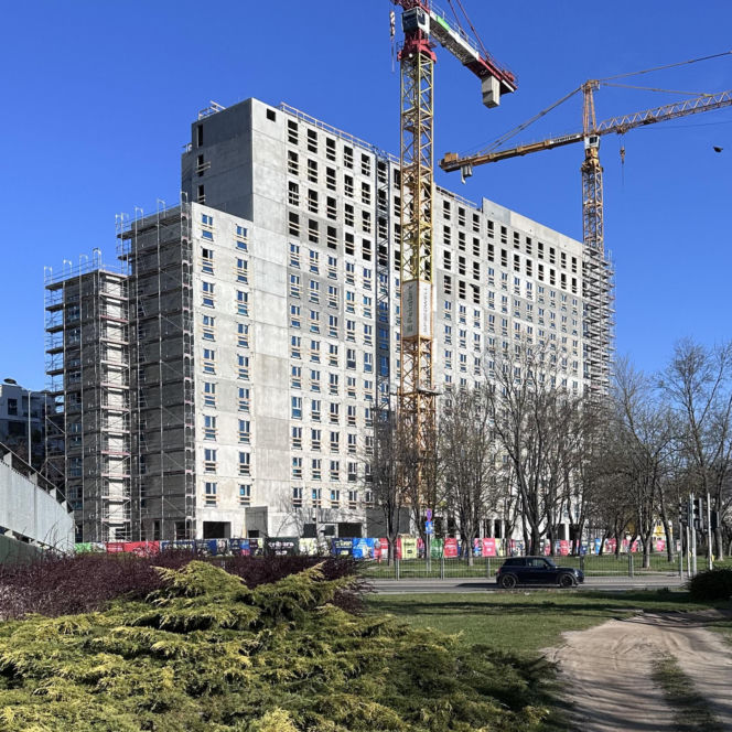 Akademik przy ul. Obrzeżnej w Warszawie