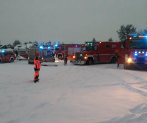 Pierkunowo: Tragedia na jeziorze Kisajno. Pod wędkarzami załamał się lód [FOTO]