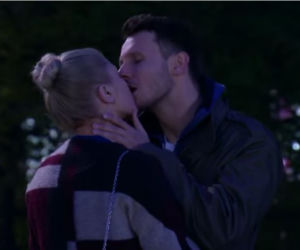 Pierwsza miłość po wakacjach 2016. Jowita (Joanna Opozda), Radek (Mateusz Banasiuk)