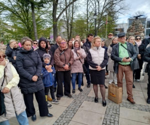 Siedlczanie uczcili minutą ciszy pamięć o zmarłym pośle Łukaszu Litewce