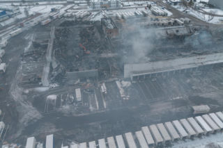 Wielki pożar magazynu pod Poznaniem. Skala zniszczeń poraża!