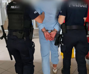 Przyszła na policję z plecakiem. Nie zgadniesz, co miała w majtkach