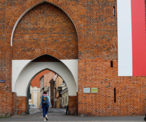 Święto Flagi i Konstytucji 3 Maja w Toruniu. Tak wyglądały w czasach pandemii koronawirusa