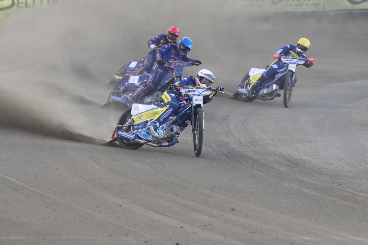 ebut.pl Stal Gorzów - KS Apator Toruń, zdjęcia z meczu 1. kolejki PGE Ekstraligi