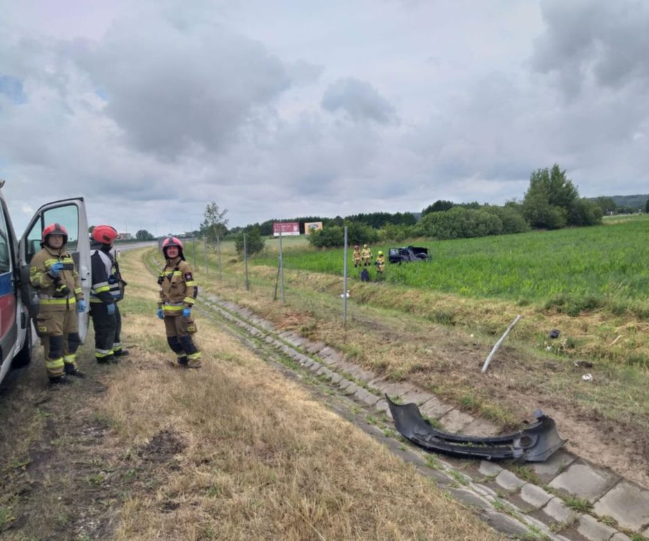 Poważny wypadek na S7. Lądował śmigłowiec LPR. Droga całkowicie zablokowana [ZDJĘCIA]