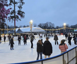 Lodowisko Ice-Park Kraków w Parku Jordana