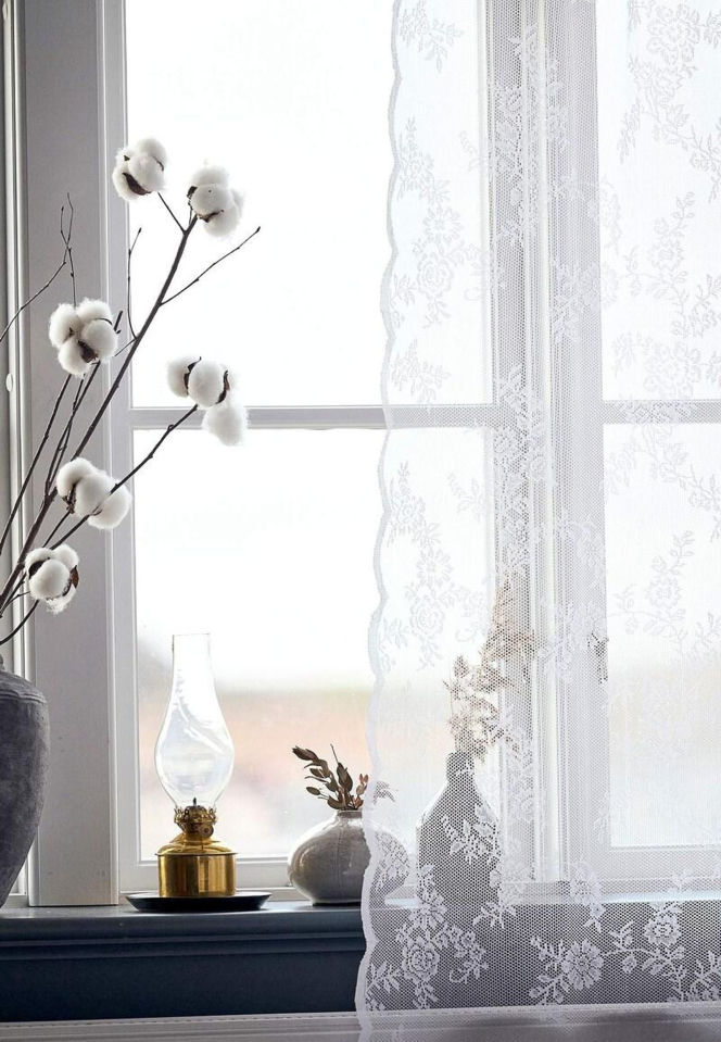 Krótkie firanki do salonu - zdjęcia