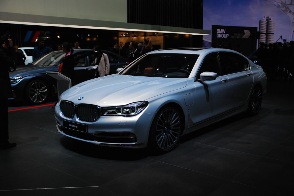 Genewa 2017 - stoisko BMW