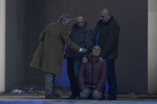 Pierwsza miłość. Krzyś (Mariusz Jakus), Romuś (Grzegorz Skrzecz), Karol Weksler (Karol Strasburger), Andrzej (Jerzy Bończak)