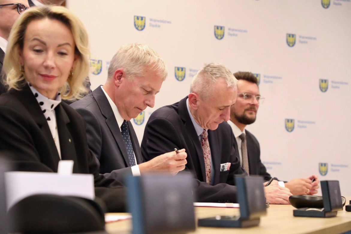 Lotnisko w Pyrzowicach zostało przejęte przez samorządy