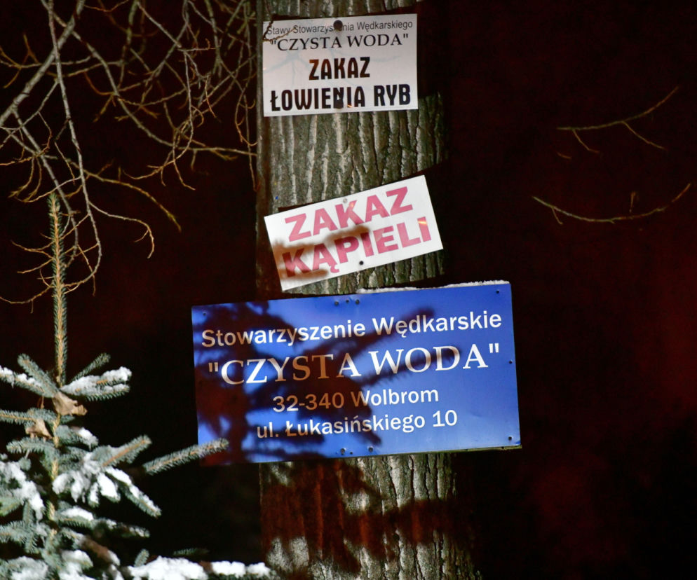Tragedia w Wolbromiu. Nie żyje trzech młodych mężczyzn, pod którymi załamał się lód