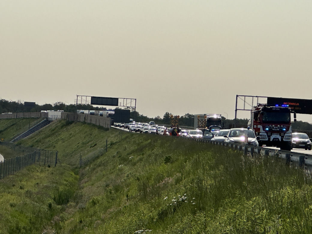 A2 pieszy potrącony na autostradzie