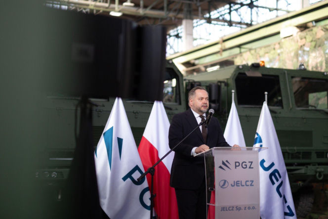 Nowa fabryka Jelcza. PGZ inwestuje setki milionów w strategiczną produkcję dla Wojska Polskiego