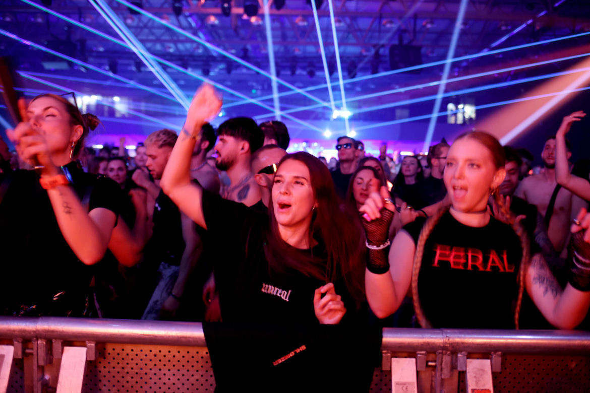 Mayday 2025 w Katowicach. Fani przed sceną bawią się najlepiej