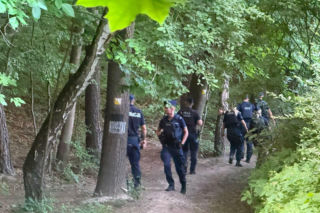 Tragedia w Borkowie. Nie żyje kobieta, policja prowadzi poszukiwania jej męża