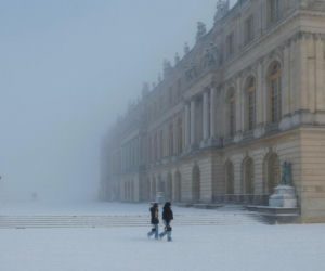 Holandia/ Setki odwołanych lotów, chaos na kolei i rekordowe korki z powodu ataku zimy