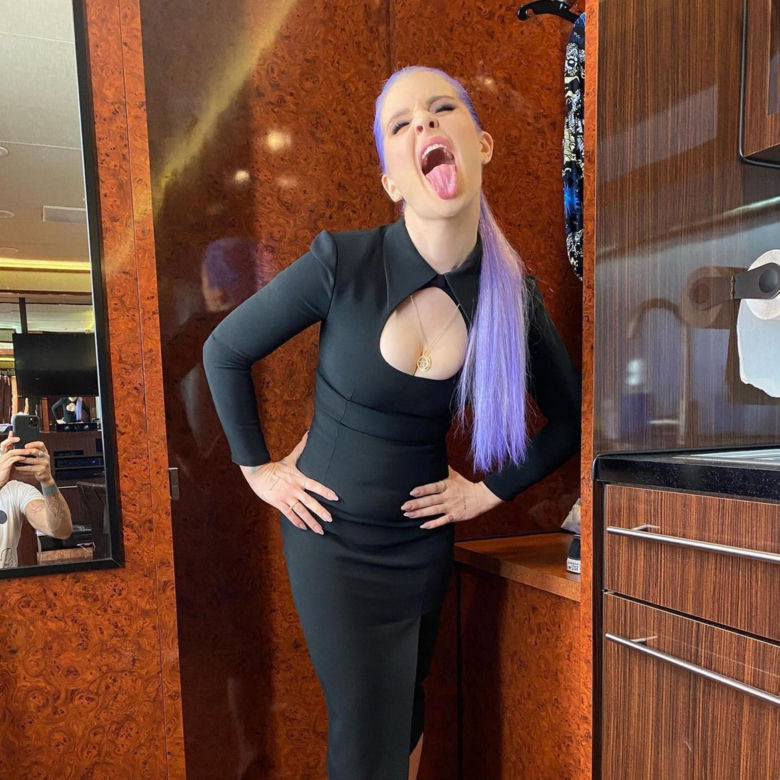 Szok! To jest Kelly Osbourne. Córka Ozzy'ego jest nierozpoznawalna niesamowicie schudła