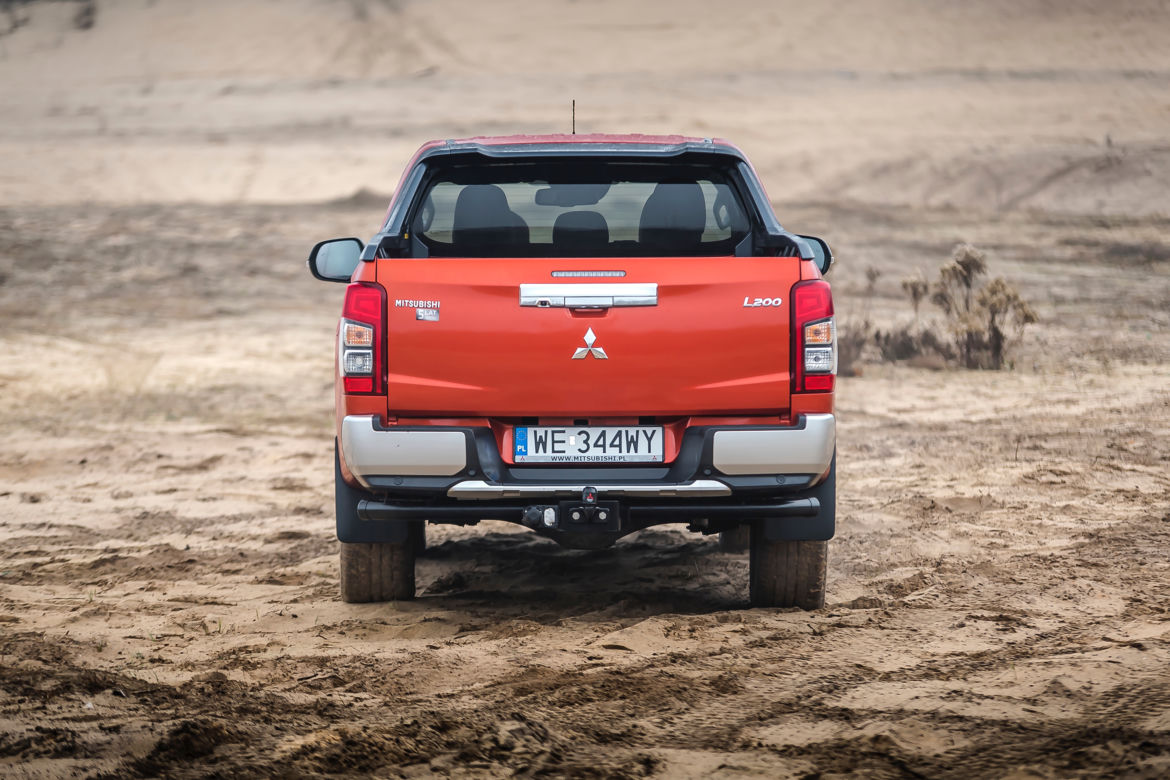 Mitsubishi L200 2.2D 150 KM AT6 Super Select 4WD Instyle Plus